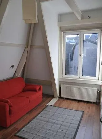 Old Bed & Breakfast 3*
